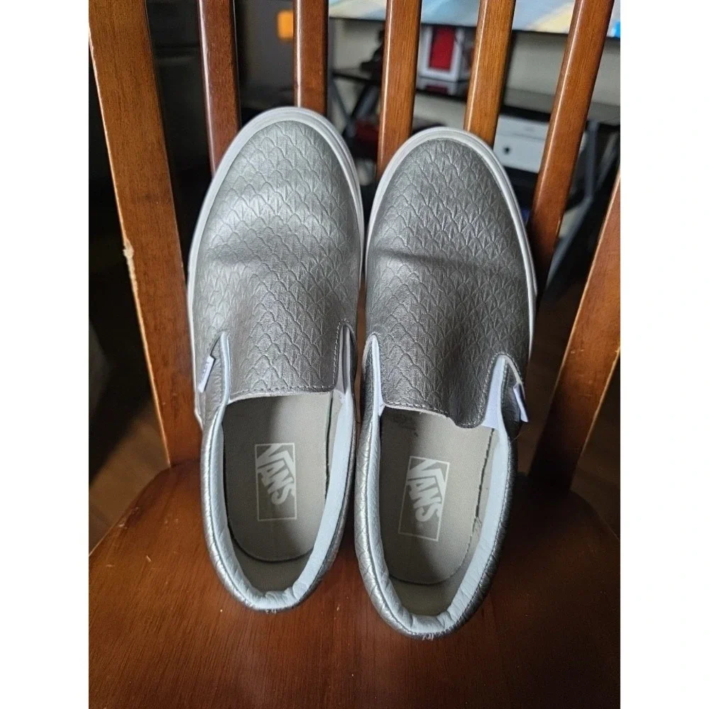 Vans Classic Slip On Embossed Suede Frost Gray Men's Size 8.5 Women's Size 10